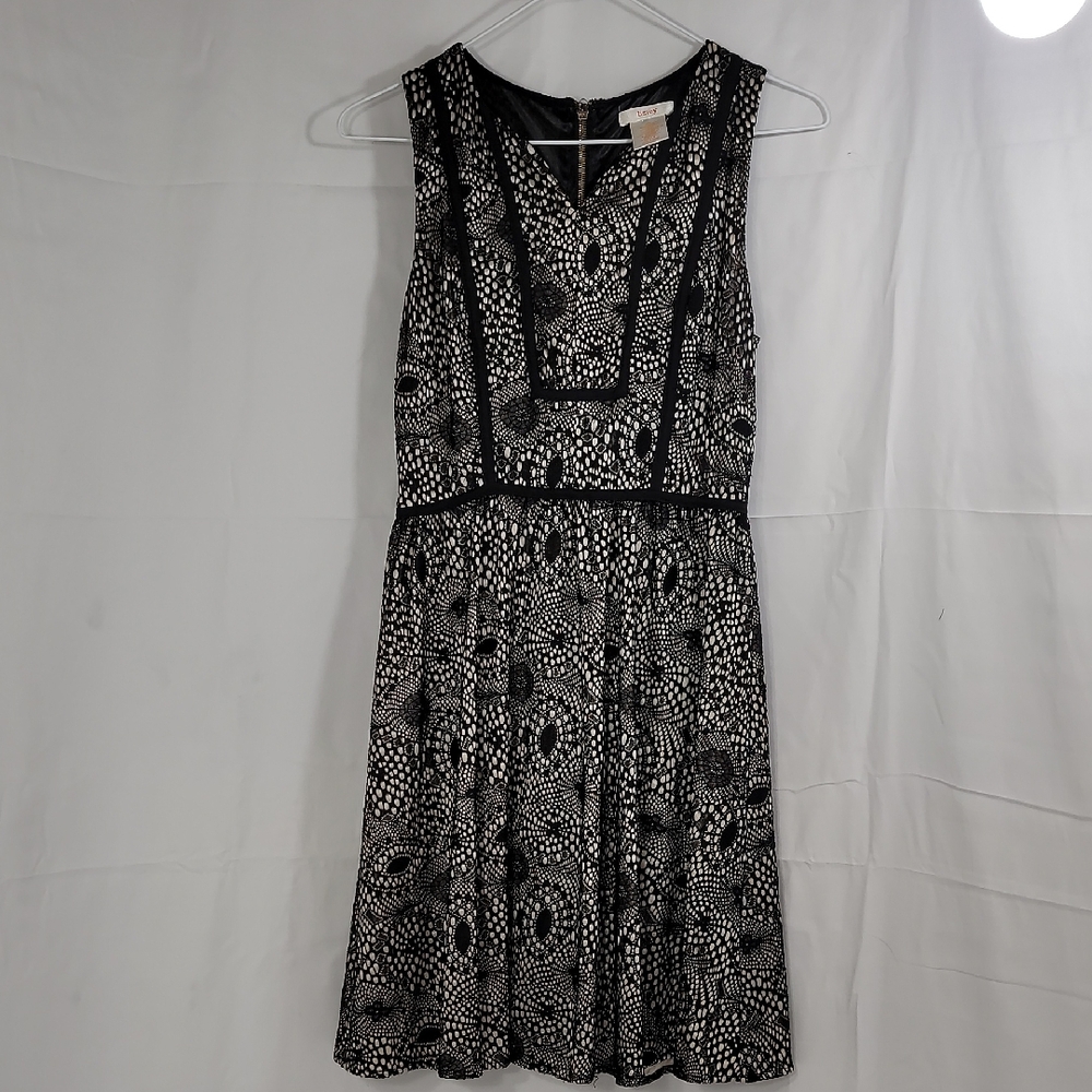 Esley Monochrome Patterned Midi Dress